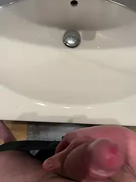 Snapshot of BoyNickk chatting on February 20, 10:04 pm BoyNickk online show from February 20, 10:04 pm