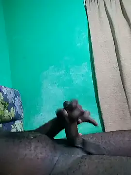 Snapshot of Dick_undisputed chatting on December 13, 12:20 am Dick undisputed online show from December 13, 12:20 am