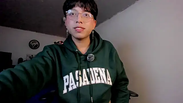 AnggelONfiree online show from February 6, 4:31 am