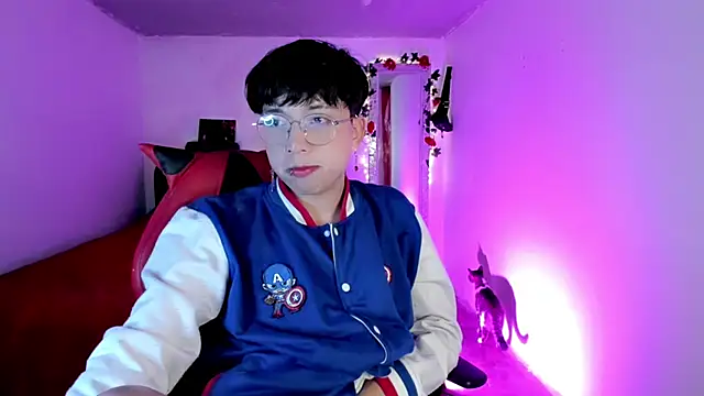 AnggelONfiree online show from October 28, 11:40 pm