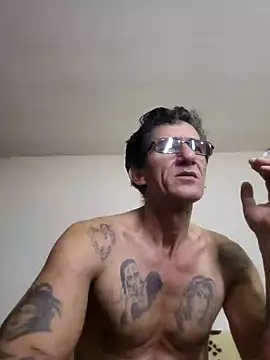 Zgodanilep online show from January 2, 8:35 pm