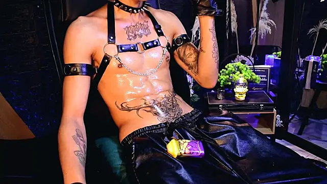 DemonKush-- online show from October 12, 7:24 am