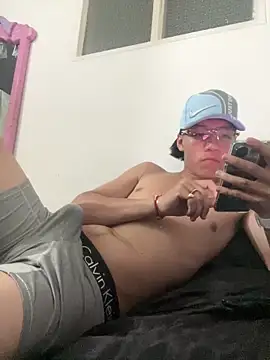 CRYBYT9 online show from November 26, 1:41 am