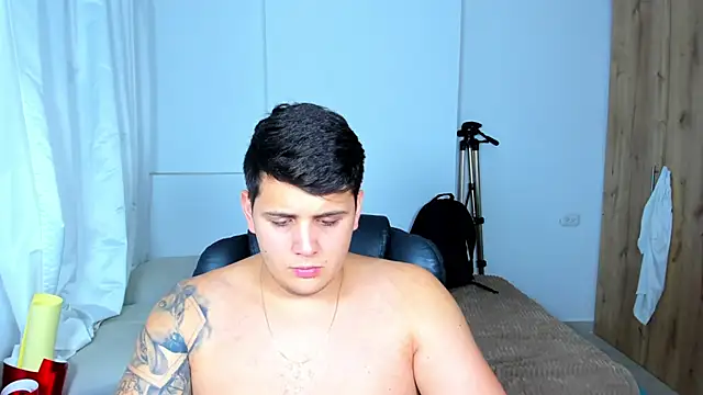 jhonstark09 online show from March 16, 8:21 am