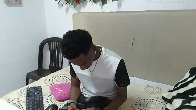 amarijones online show from January 19, 3:50 am