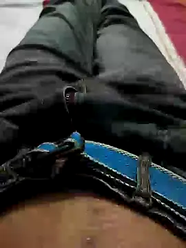 MDALAMIN007 online show from January 15, 2:24 pm