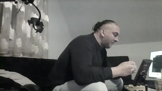 NewyorkDimi online show from November 18, 1:09 am