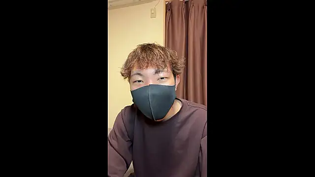 UKI06 online show from April 14, 2:38 pm