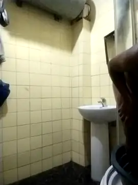 Polygamist online show from November 22, 6:29 pm