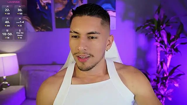 Aaronfox x online show from January 3, 11:33 pm