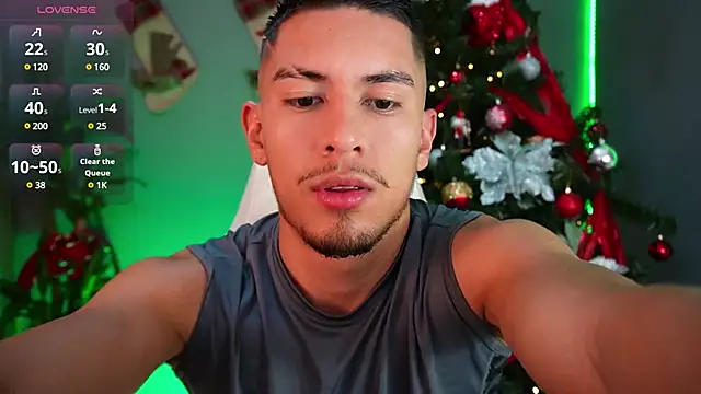 Aaronfox x online show from December 18, 4:09 am