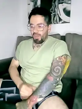 Samuel-334 online show from December 11, 12:03 am