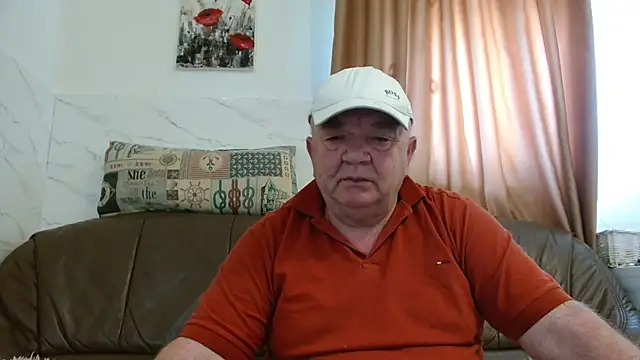 fullballs6 online show from April 6, 9:43 am