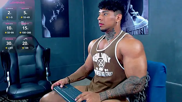 bradley smith online show from October 3, 9:31 pm