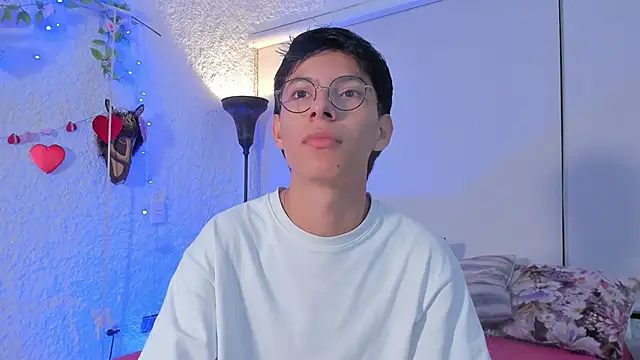 alexandersawyer online show from February 27, 3:47 am