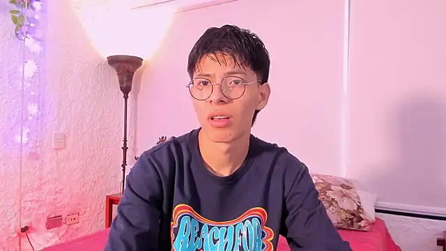 alexandersawyer online show from March 5, 12:00 pm