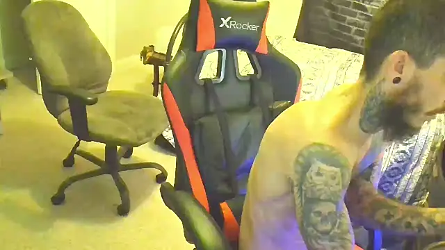 XMeF10 online show from February 1, 2:56 pm