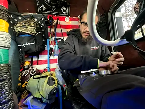 XMeF10 online show from December 1, 1:25 pm