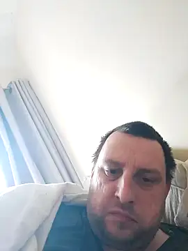 HE-M123 online show from March 3, 10:01 am