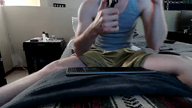 Snapshot of slam_bro chatting on December 15, 5:34 am slam bro online show from December 15, 5:34 am