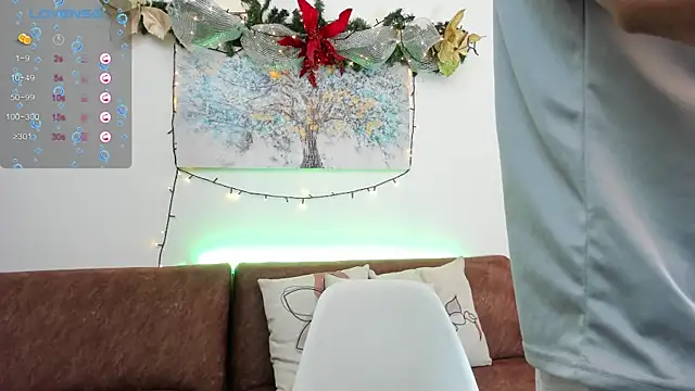 Samuel Up online show from December 17, 8:10 pm