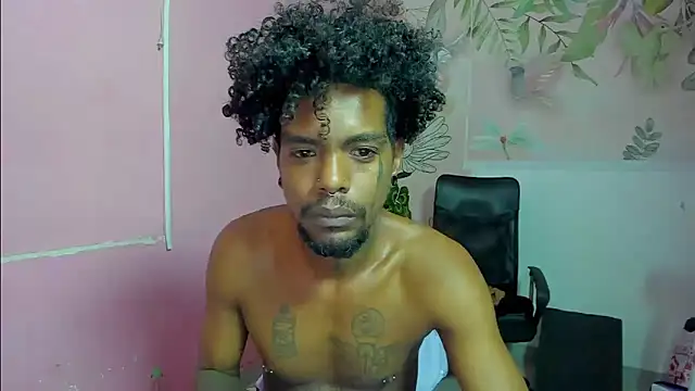 bigblackhotx1 online show from March 1, 10:15 am