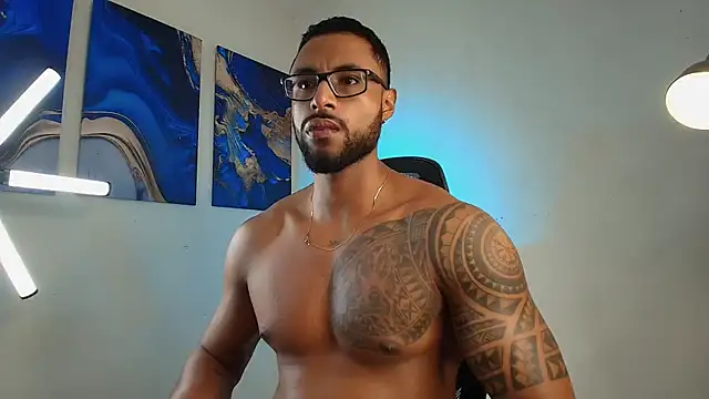 LiamGarcia1 online show from February 10, 2:22 pm