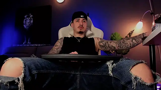 uptomatty online show from March 20, 8:51 am