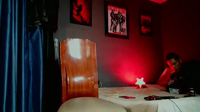 Leonnardo Jaramillo online show from April 8, 10:36 am