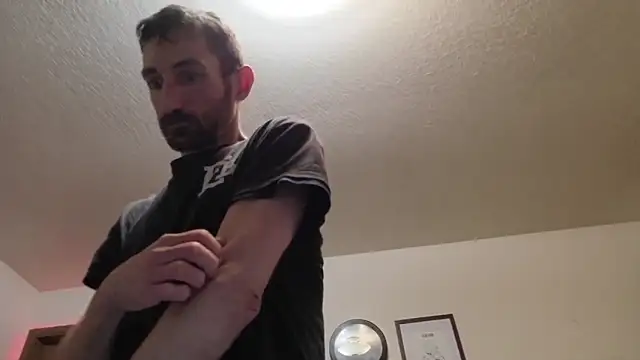 SlammyDjr online show from December 4, 9:44 pm