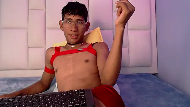 Nick Collins18 online show from January 13, 9:41 pm