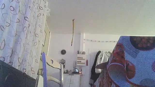 cyril020202 online show from September 23, 5:40 am