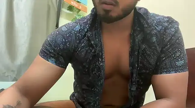 SumitPandey789 online show from February 9, 11:47 am