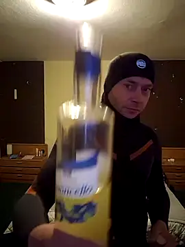 Marecki5231 online show from December 18, 6:04 pm