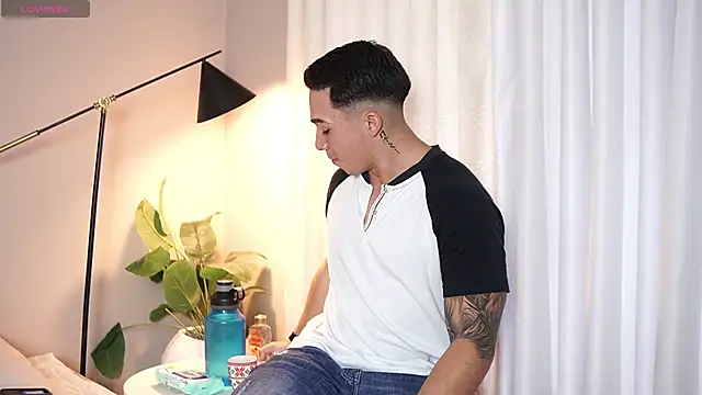 Ryan Hunt online show from October 28, 11:56 am