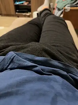 reelciii21 online show from November 28, 5:59 pm