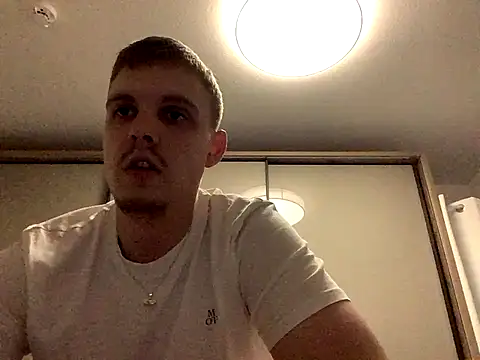 neilho1 online show from September 9, 6:07 pm