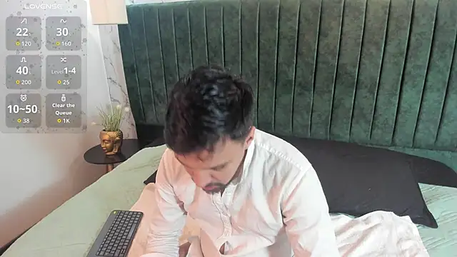 Edward max online show from March 8, 3:32 am