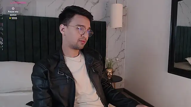 Edward max online show from January 9, 2:43 am