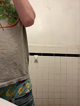 tallnerdyguy online show from February 21, 12:11 am