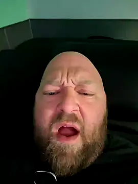 Strong Bear89 online show from January 24, 9:17 am