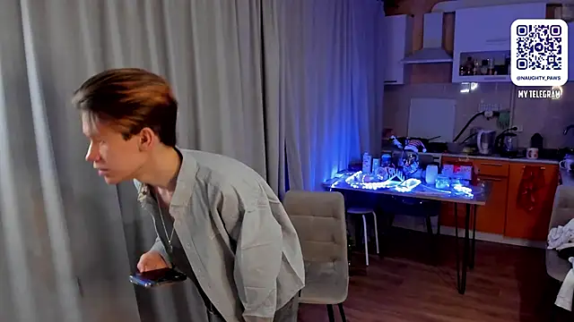 AndrewwCarter2 online show from March 9, 7:15 pm