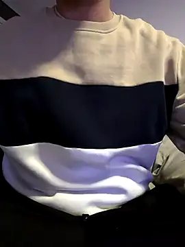 Snapshot of jayb0y61 chatting on February 14, 5:57 pm jayb0y61 online show from February 14, 5:57 pm