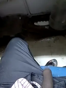 krishhyd69 online show from April 14, 6:18 pm