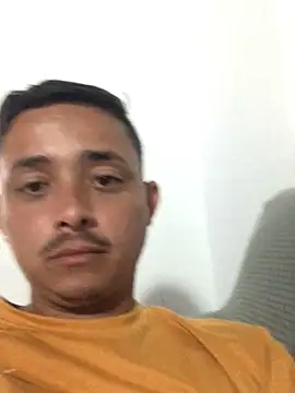 isacalejandroo online show from September 18, 10:34 pm