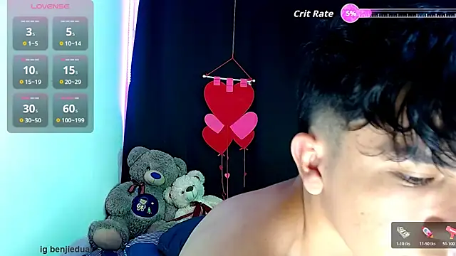 benji hoter online show from February 19, 11:12 pm