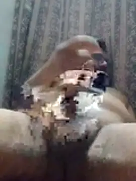 akash125800 online show from April 10, 12:39 am