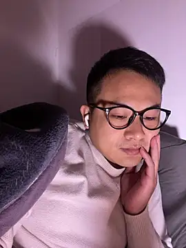 lixiaoshuai8 online show from January 12, 7:56 am