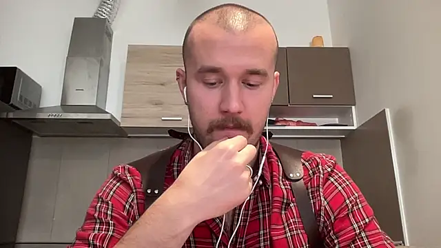 cute mark online show from December 23, 12:52 pm