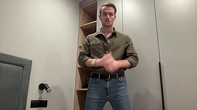 cute mark online show from October 1, 4:11 pm